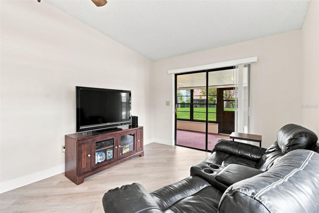 11712 Spring Tree Lane, Port Richey, FL 34668 Photo