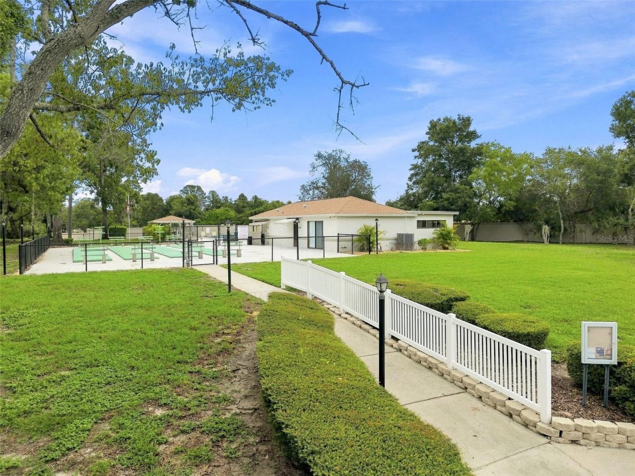 11712 Spring Tree Lane, Port Richey, FL 34668 Photo
