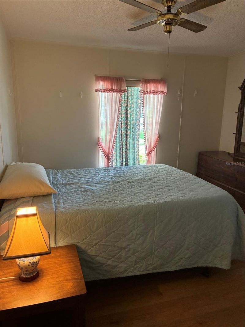 457 NW 5th Road , Lake Panasoffkee, FL 33538 Photo