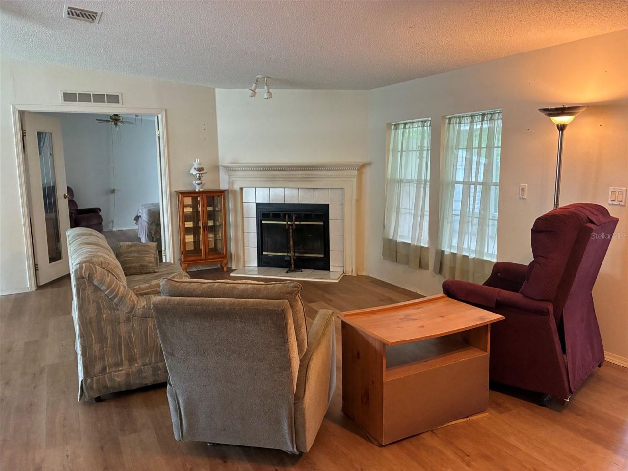 457 NW 5th Road , Lake Panasoffkee, FL 33538 Photo