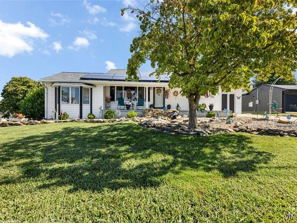 328 Van Zant Street , Chester, IL 62233