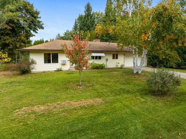 2262 Harbor-Petoskey Road, Petoskey, MI 49770