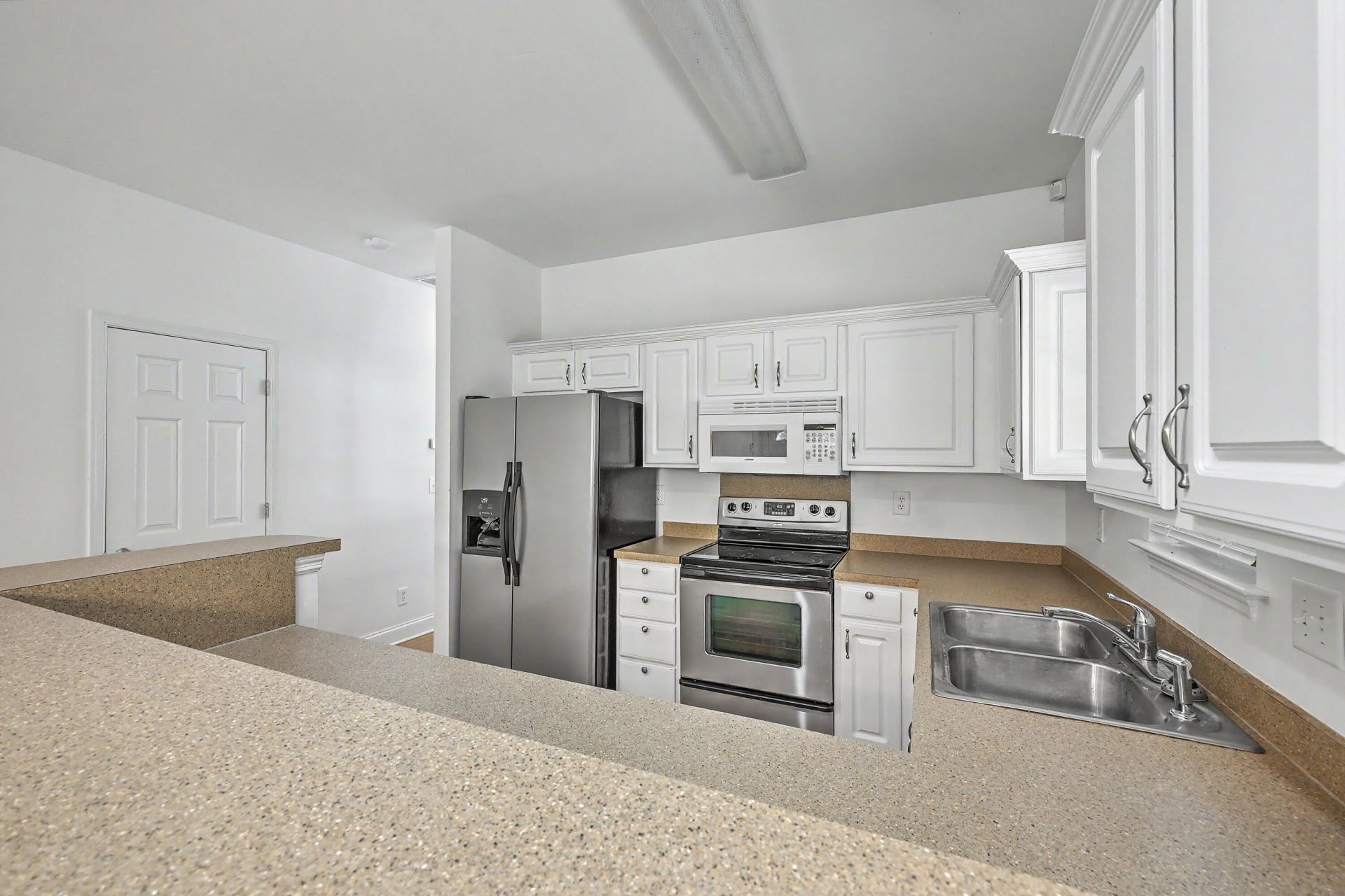 1761 Kenwood Road Photo 16