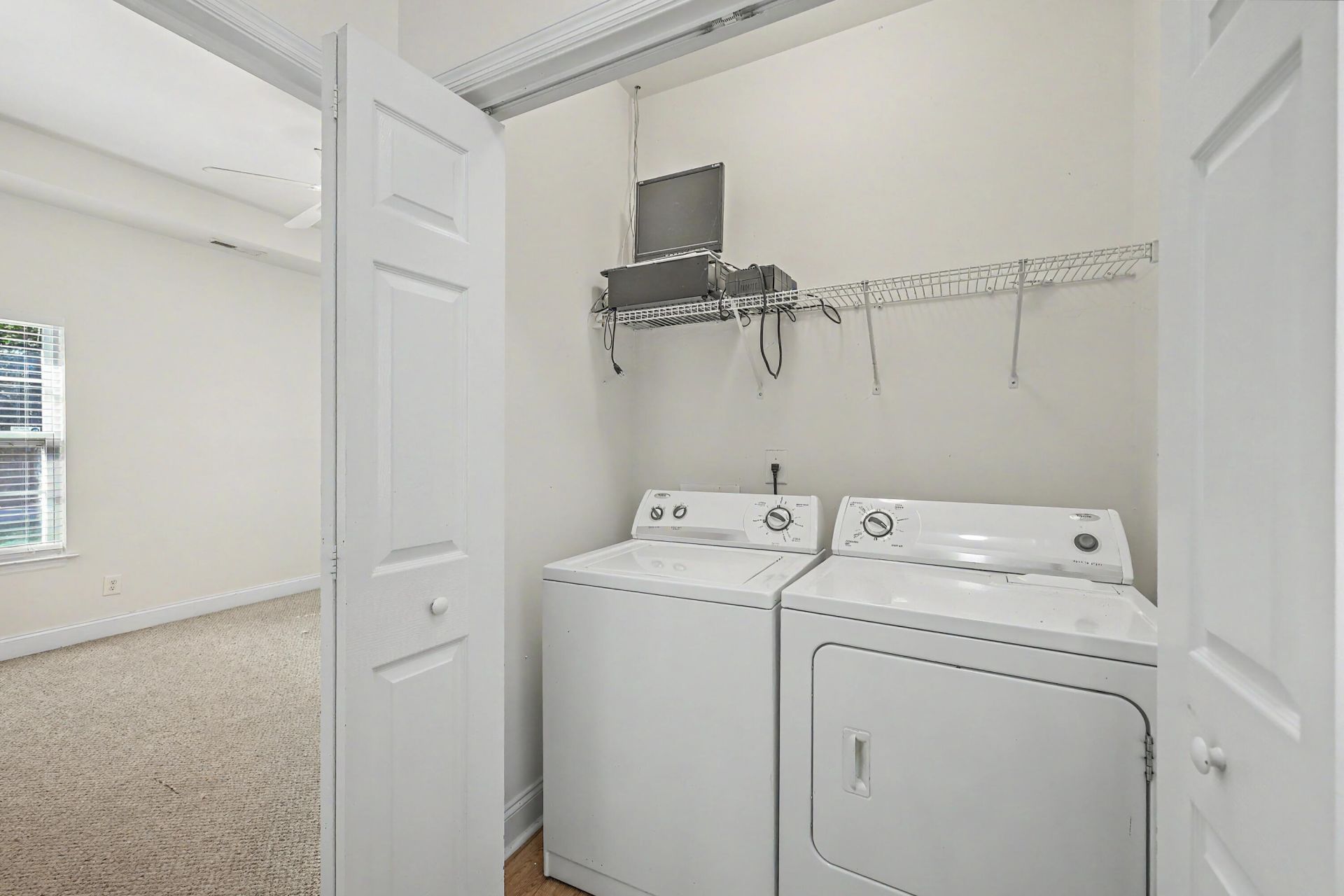 1761 Kenwood Road Photo 17