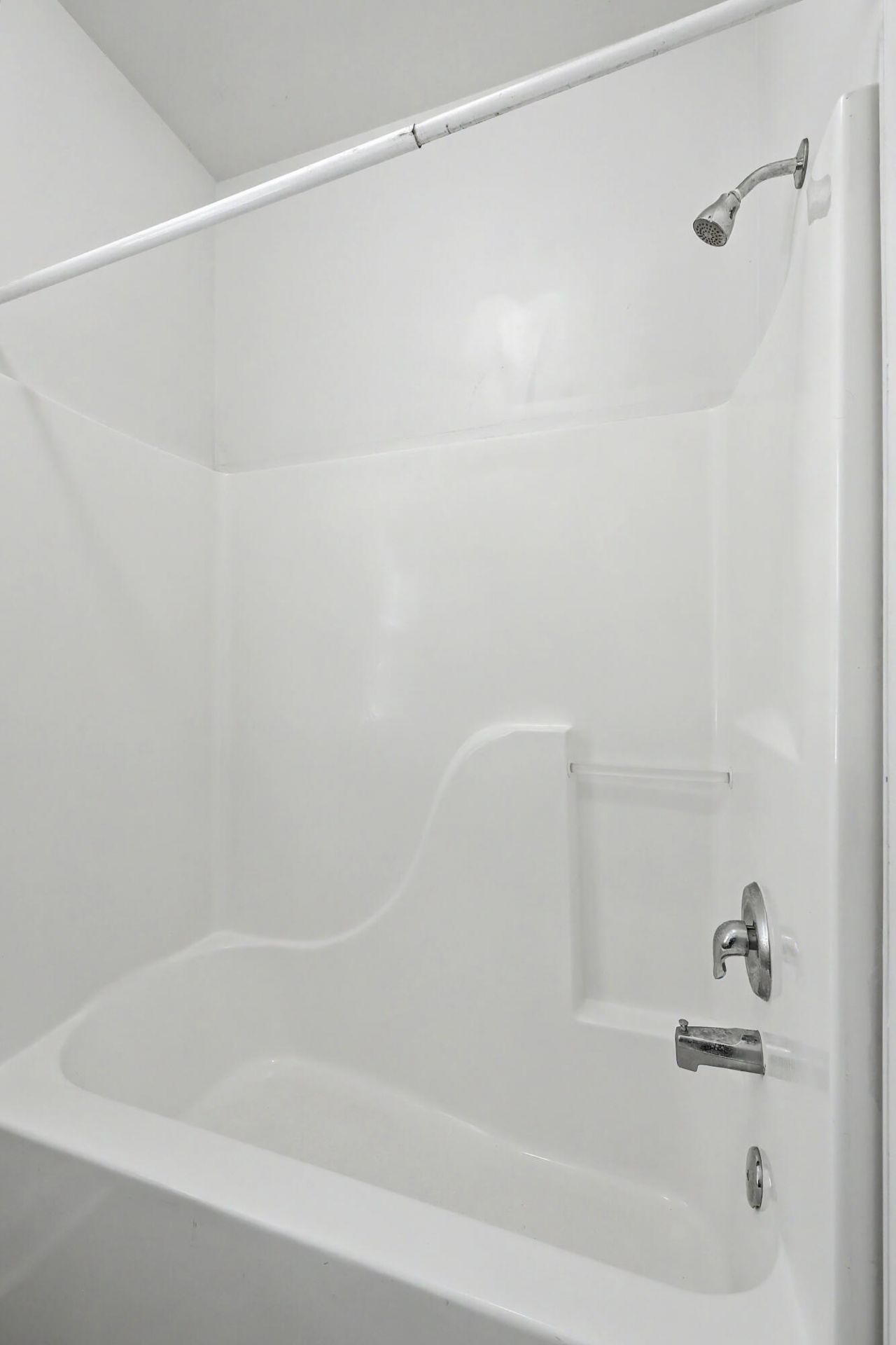 1761 Kenwood Road Photo 26