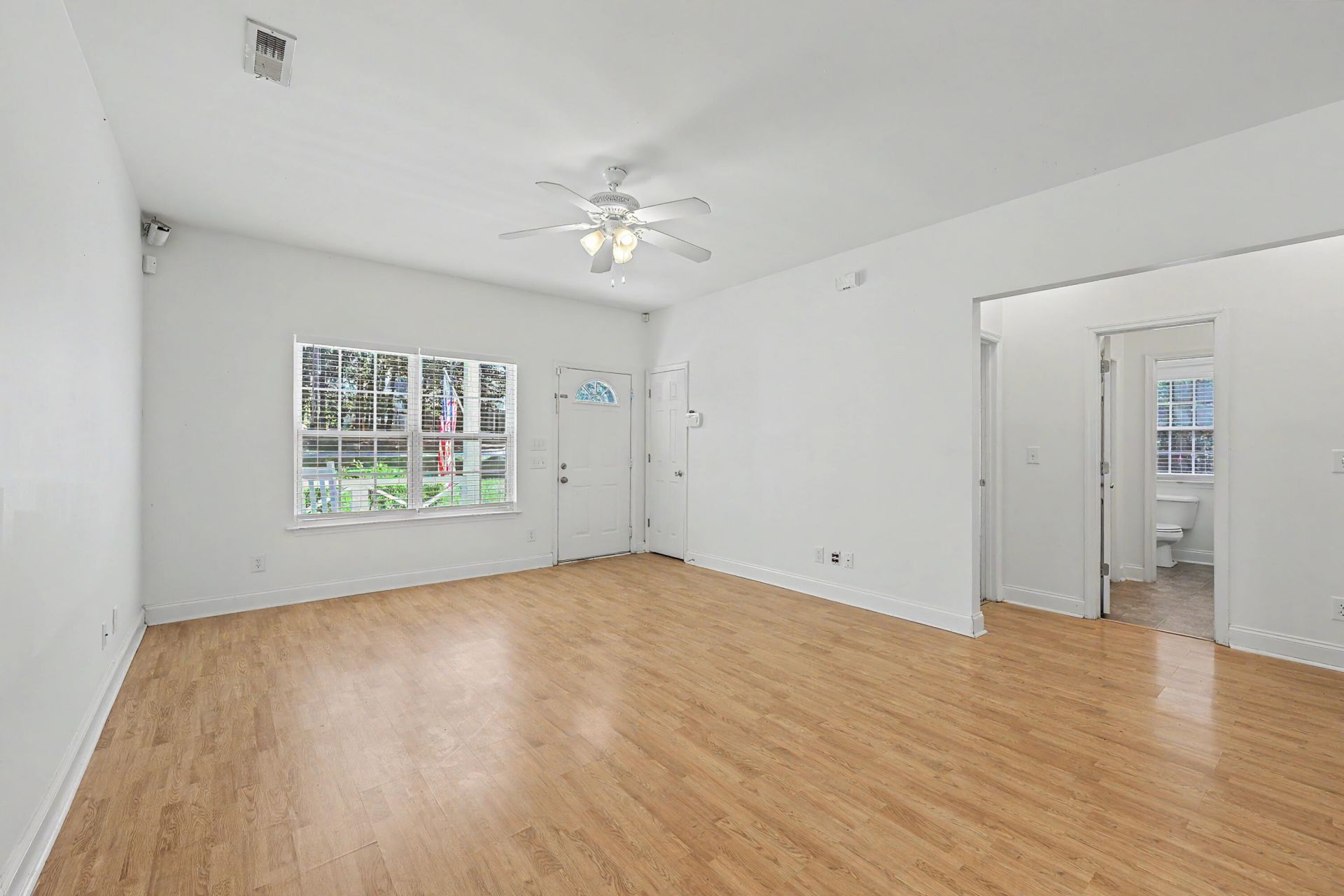 1761 Kenwood Road Photo 9