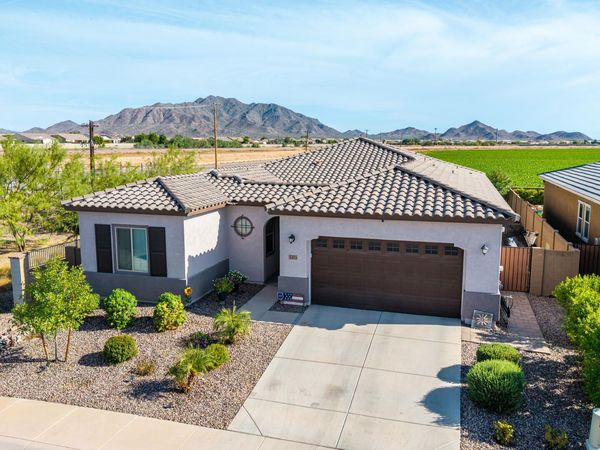 2373 E FANDANGO Drive, Gilbert, AZ 85298
