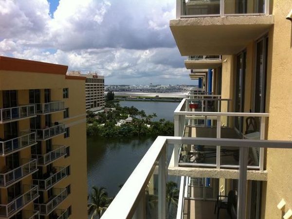 5085 NW 7th Street, Unit 1411, Miami, FL 33126