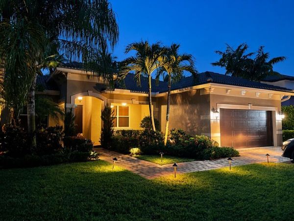 9525 Cobblestone Creek Drive, Boynton Beach, FL 33472