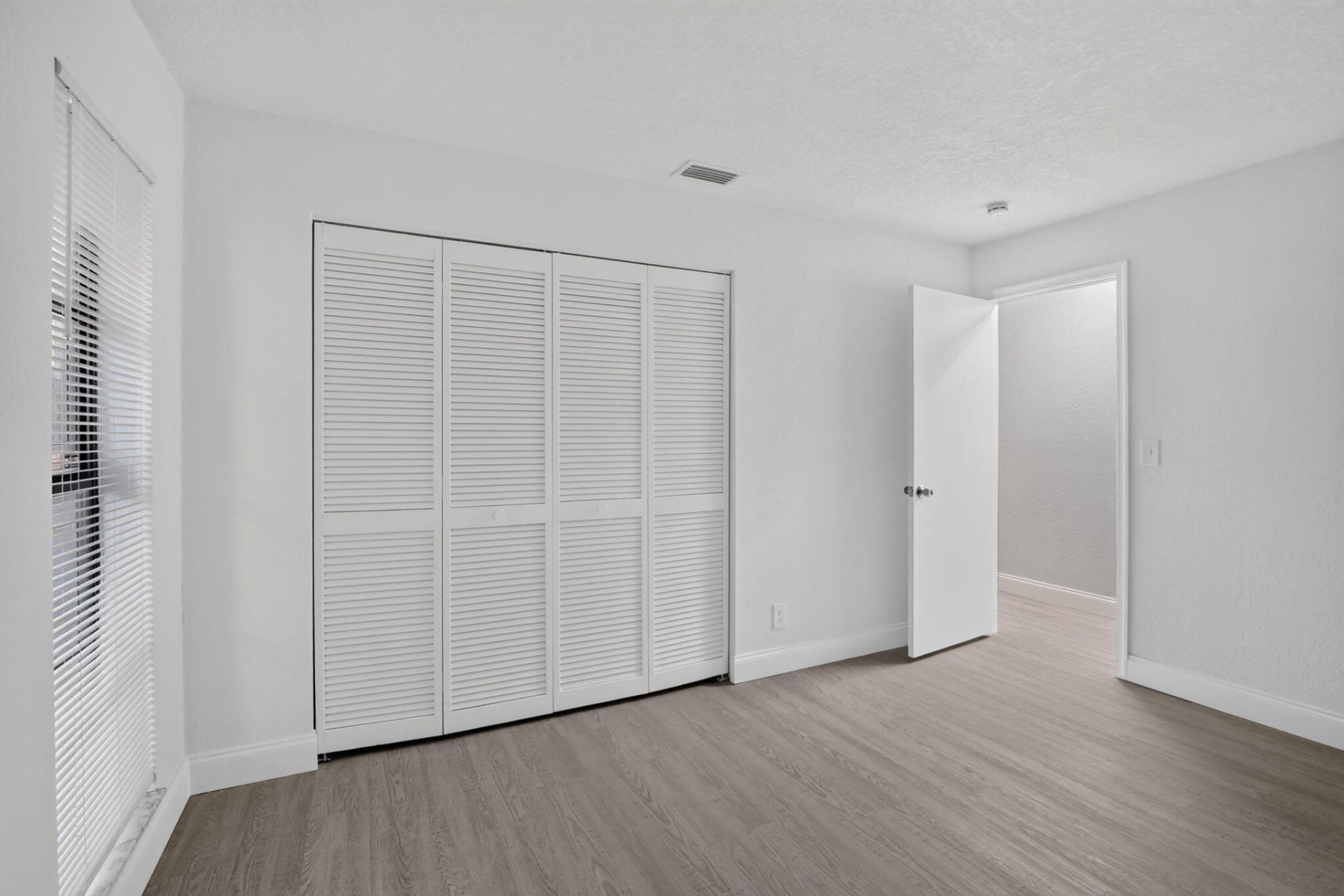 9820 NW 15th Street, Plantation, FL 33322 Photo