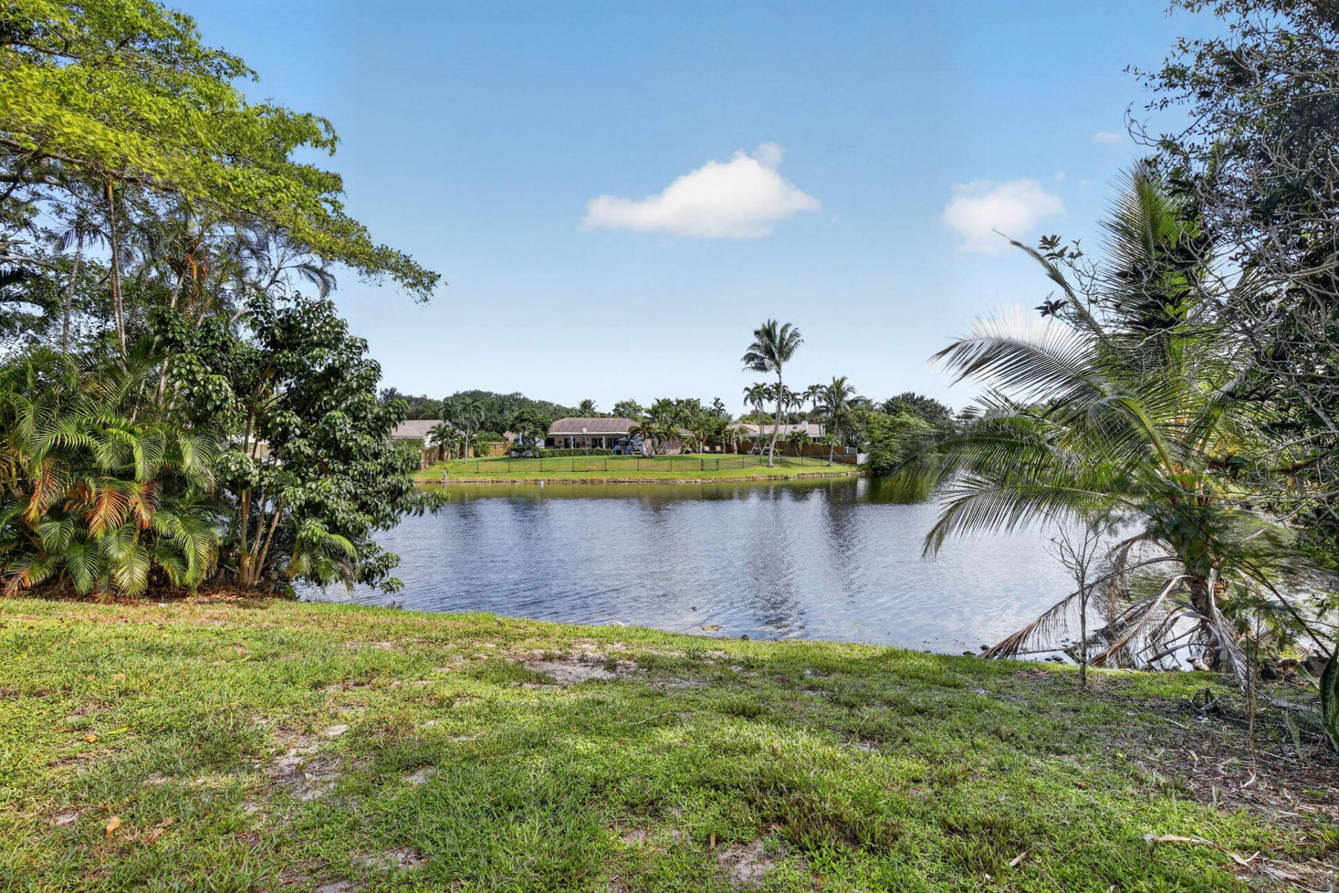 9820 NW 15th Street, Plantation, FL 33322 Photo