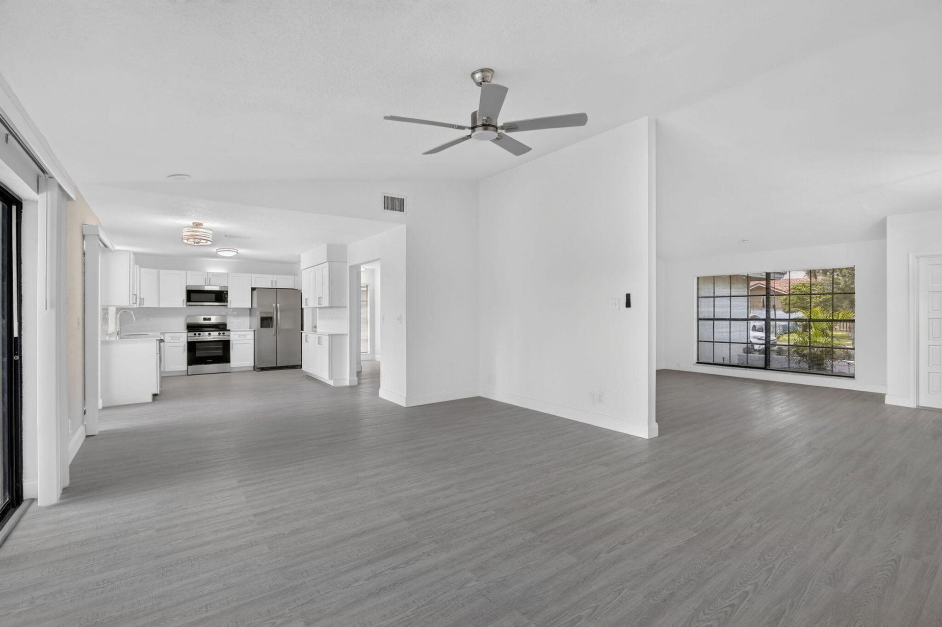 9820 NW 15th Street, Plantation, FL 33322 Photo