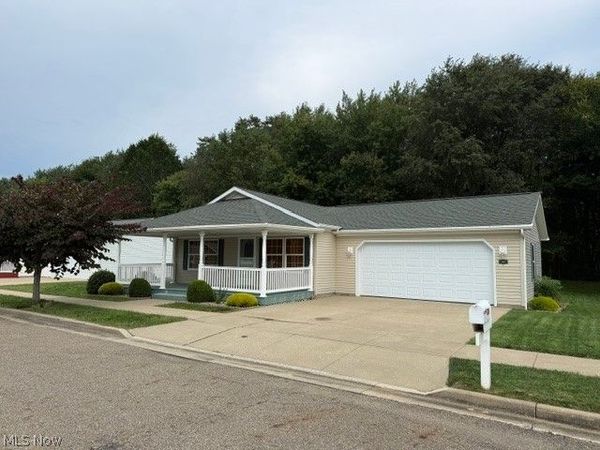 324 Gemini Drive , Dover, OH 44622