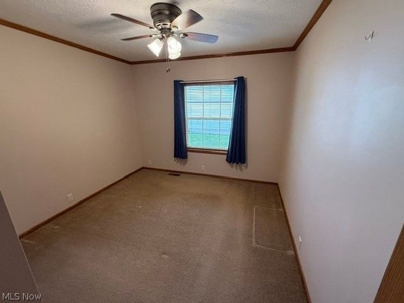 324 Gemini Drive, Dover, OH 44622 Photo 12