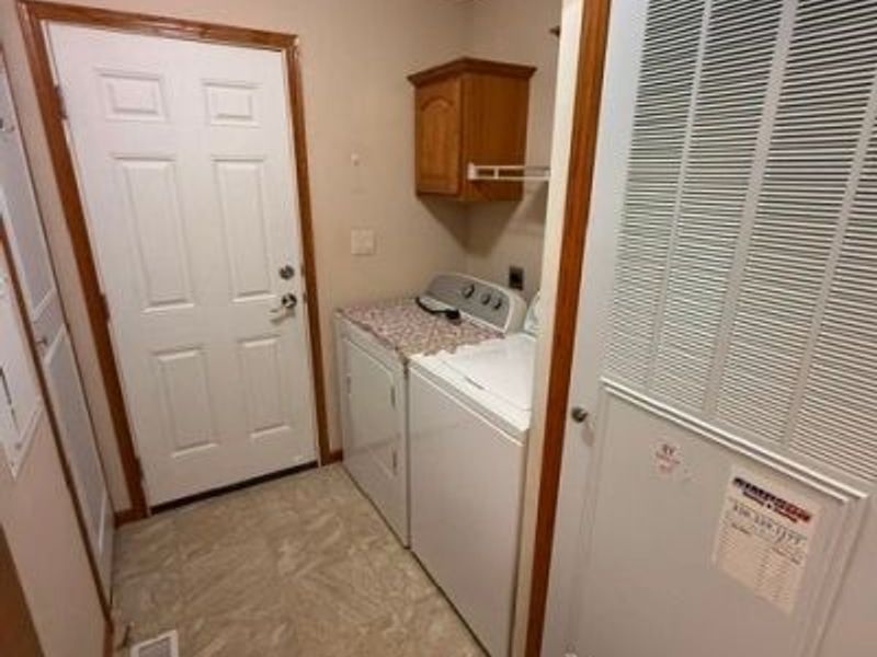 324 Gemini Drive, Dover, OH 44622 Photo 14