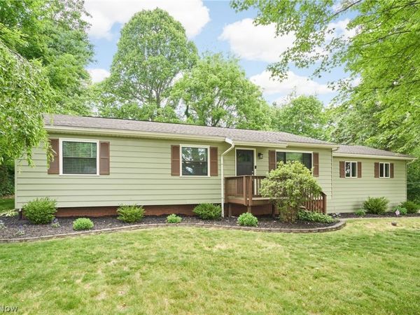 2808 Lynne Road , Akron, OH 44312