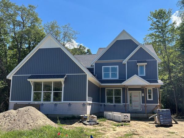 5273 Grande View Lane, Jackson, MI 49201