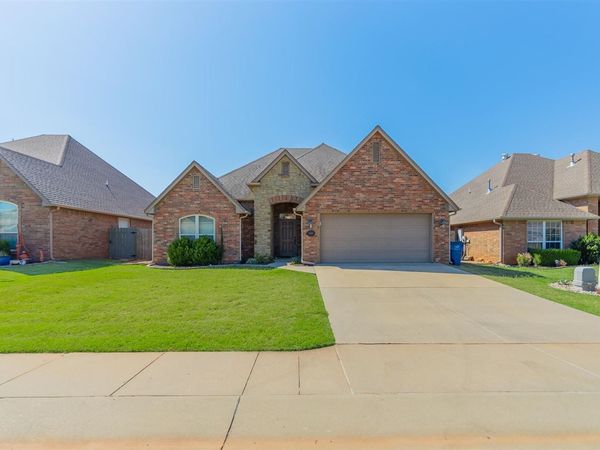 509 E Topaz Avenue, Stillwater, OK 00000