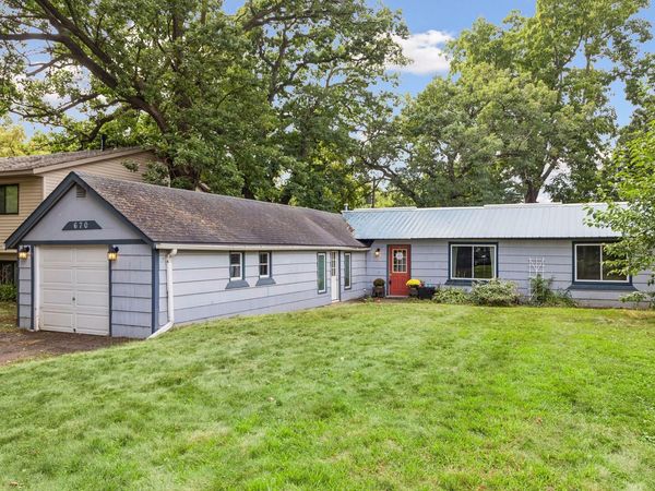 670 Goodwin Avenue N, Oakdale, MN 55128