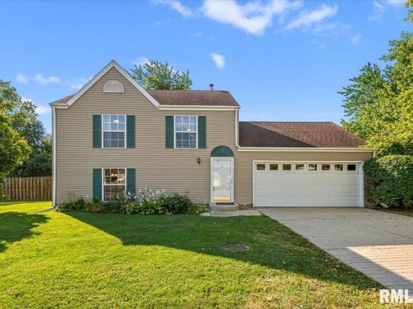 4 Chafe Court, New Berlin, IL 62670