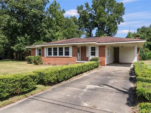 112 Sutherland Drive, Chickasaw, AL 36611