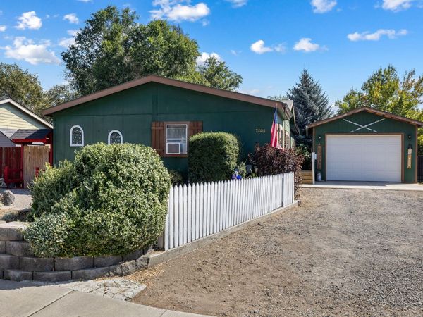 2808 SW 25th Street, Redmond, OR 97756