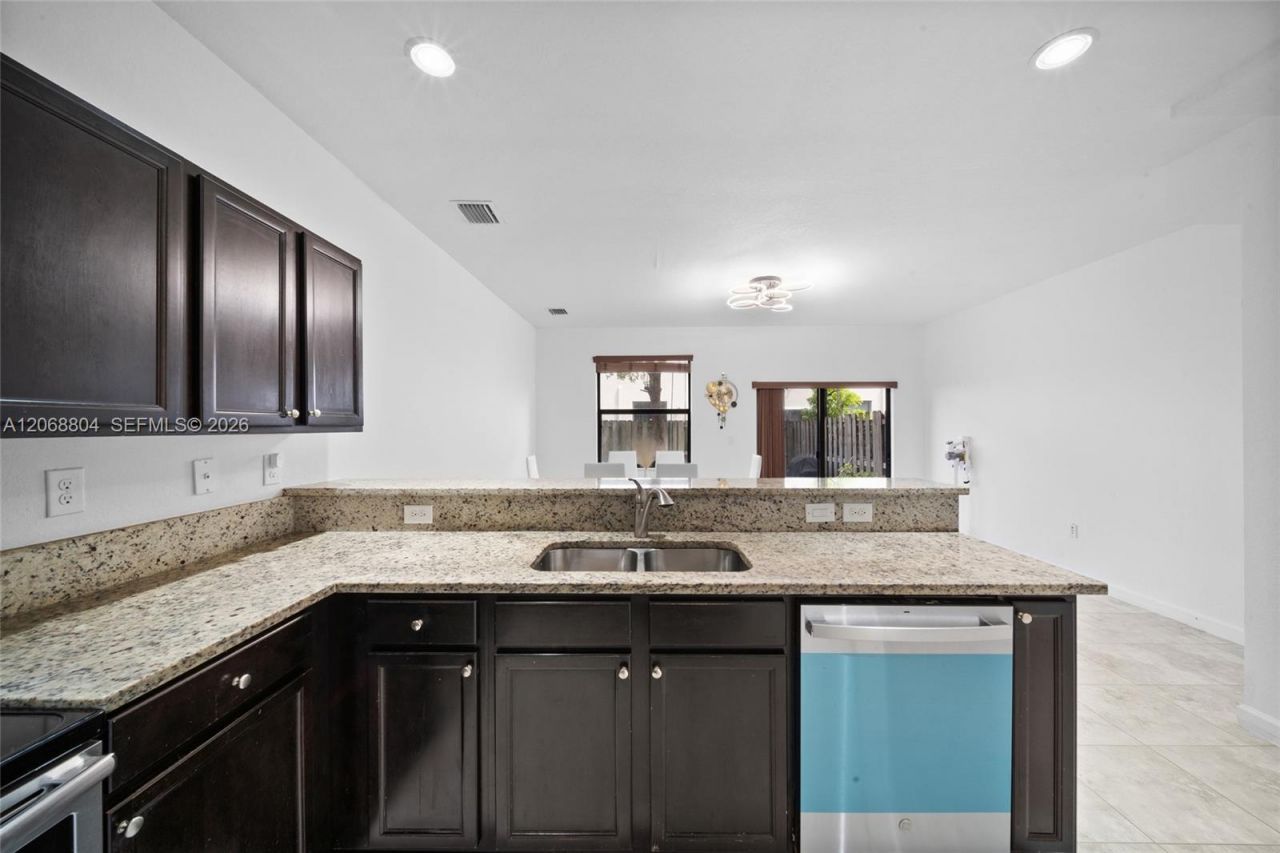15053 SW 115th Ter , Unit ., Miami, FL 33196 Photo