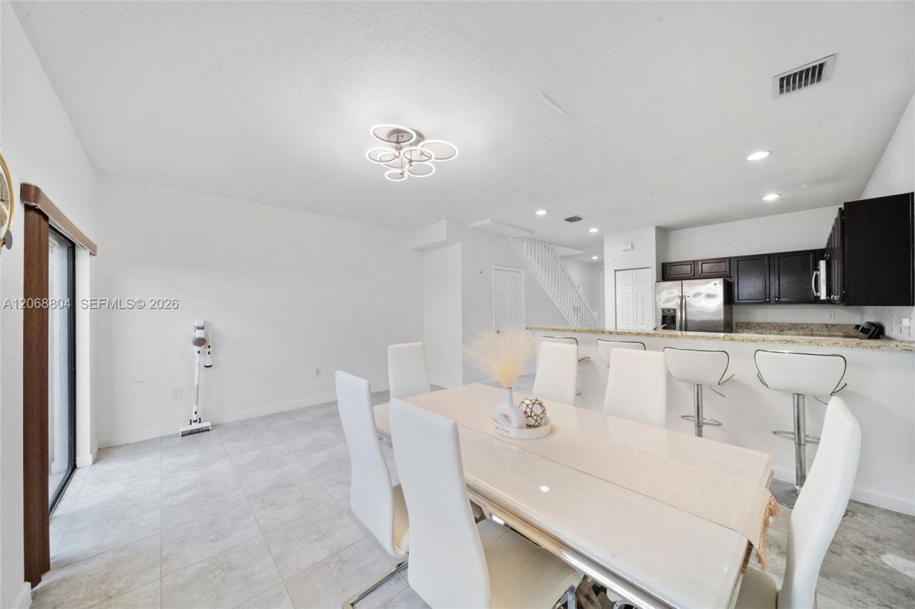 15053 SW 115th Ter , Unit ., Miami, FL 33196 Photo