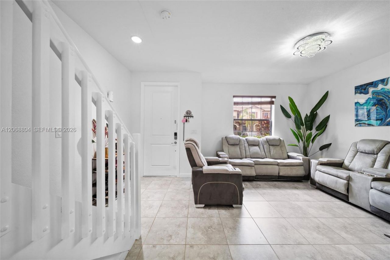 15053 SW 115th Ter , Unit ., Miami, FL 33196 Photo