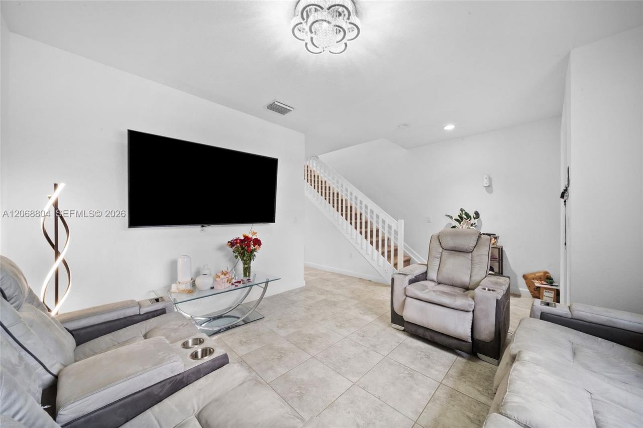 15053 SW 115th Ter , Unit ., Miami, FL 33196 Photo