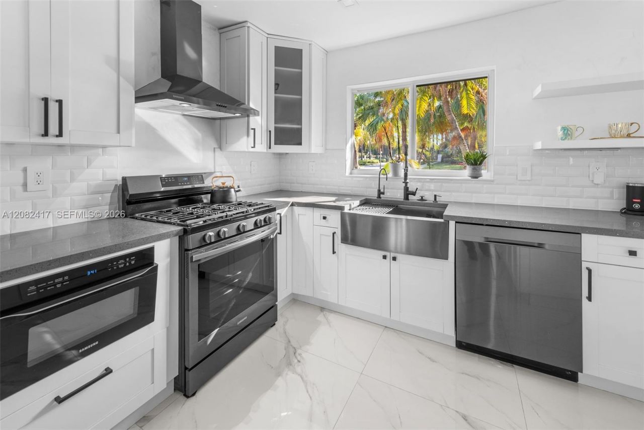 1025 Washington St, Hollywood, FL 33019 Photo