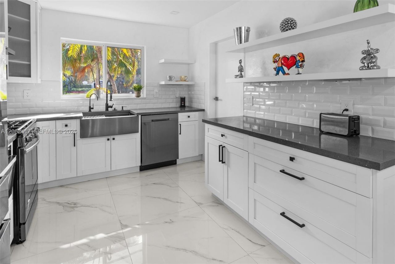 1025 Washington St, Hollywood, FL 33019 Photo