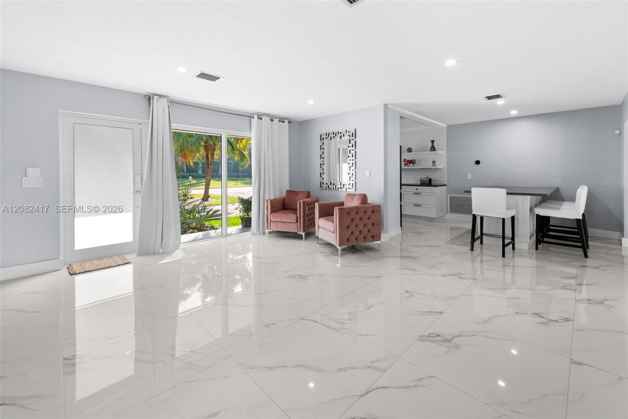 1025 Washington St, Hollywood, FL 33019 Photo