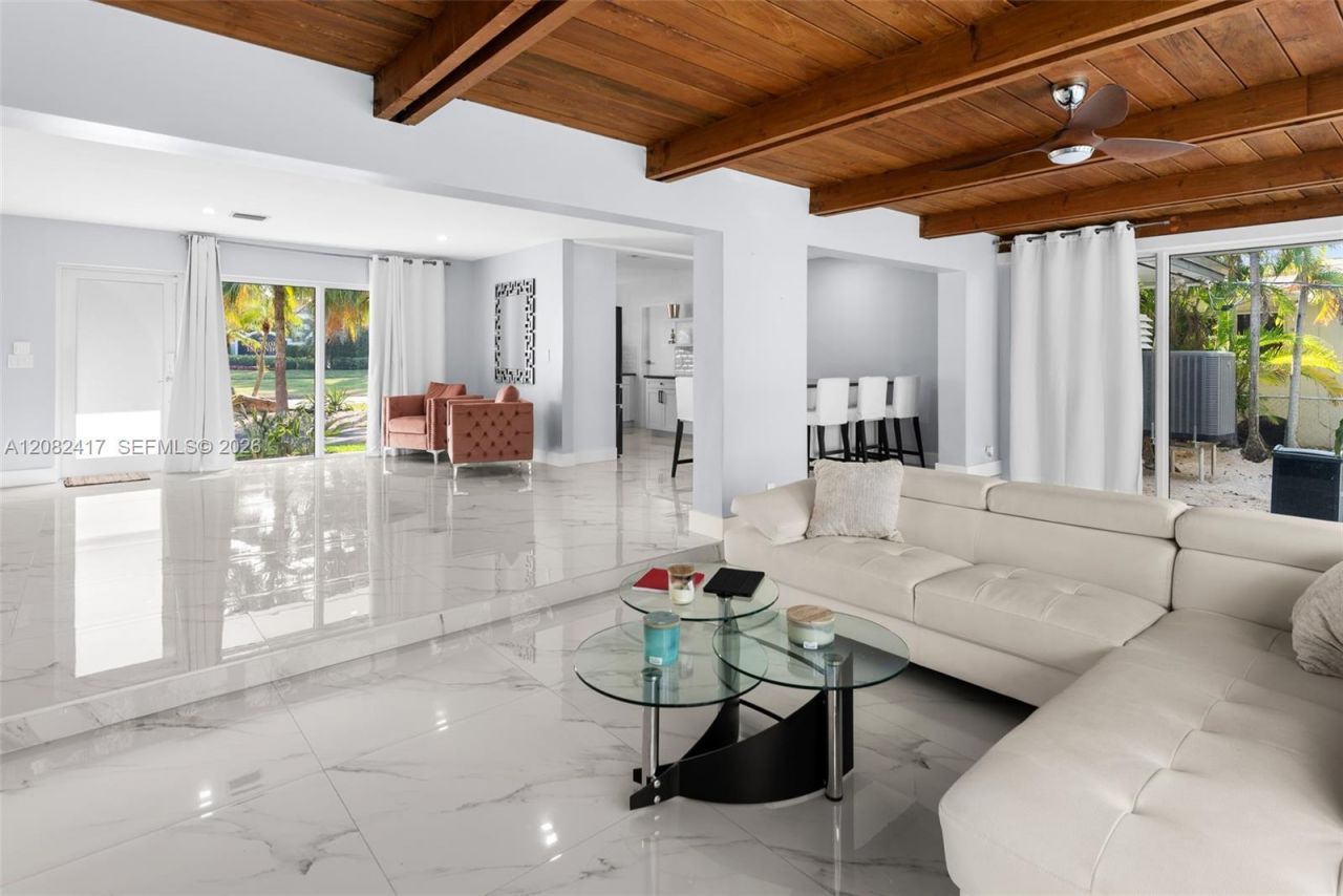 1025 Washington St, Hollywood, FL 33019 Photo