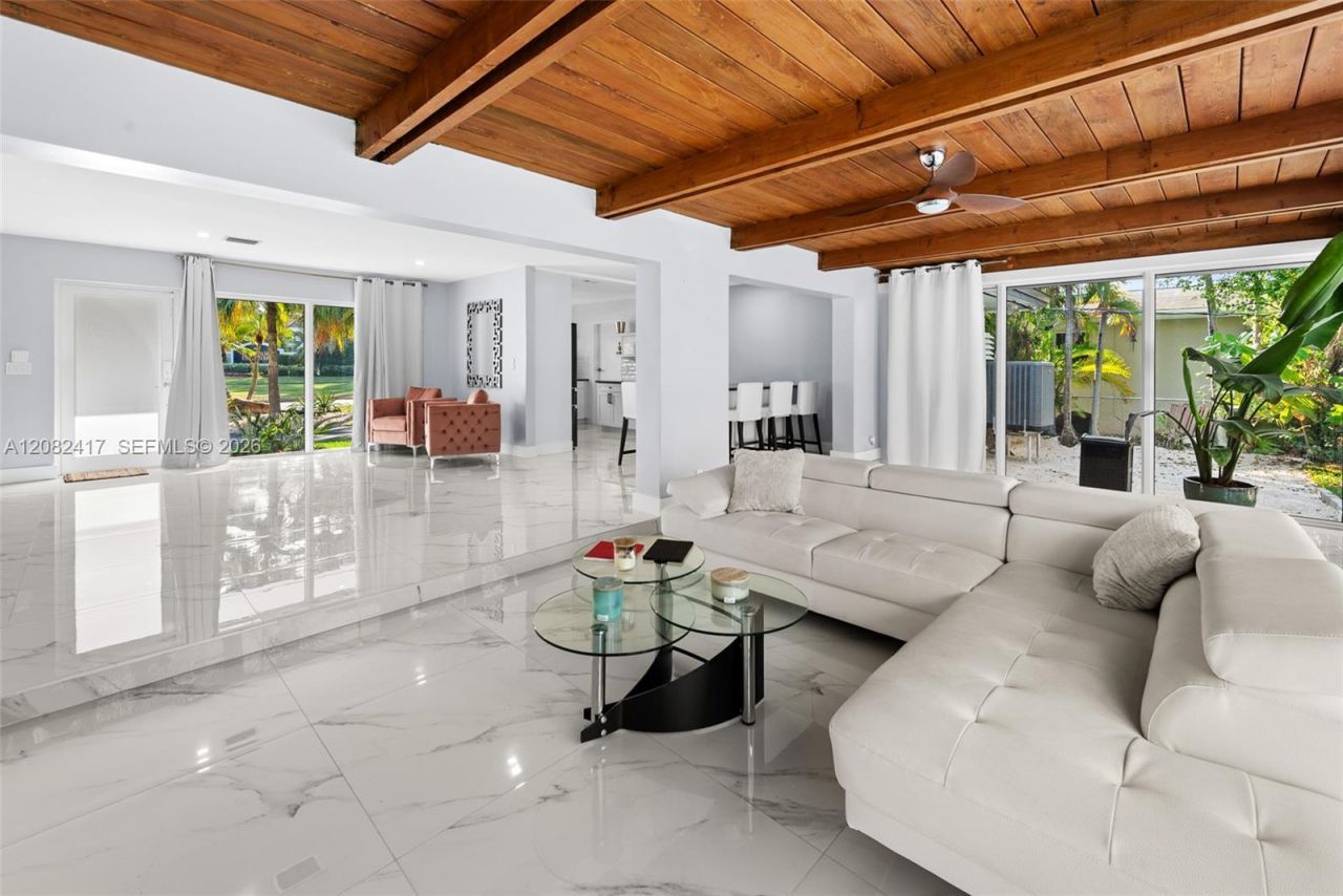 1025 Washington St, Hollywood, FL 33019 Photo