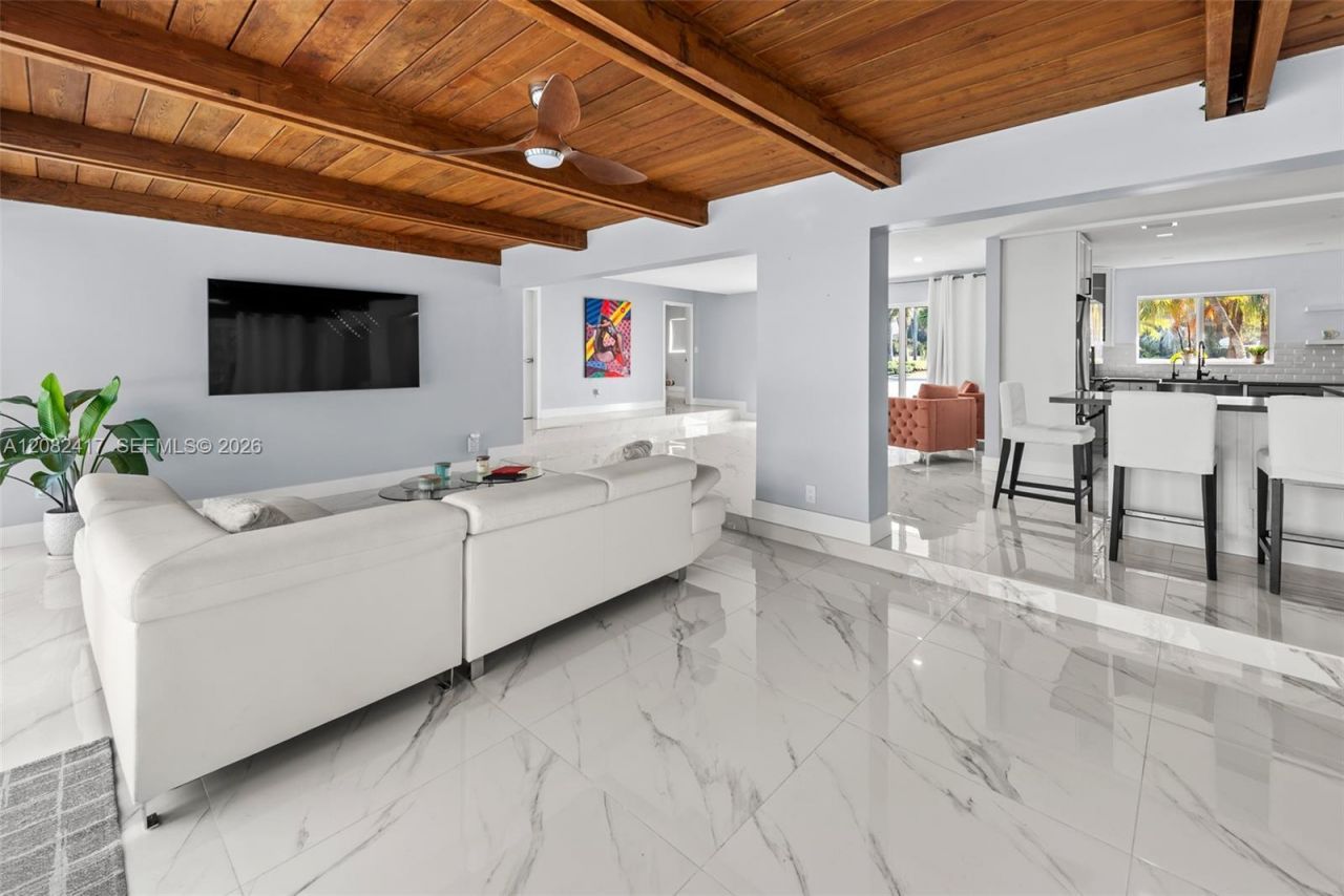 1025 Washington St, Hollywood, FL 33019 Photo