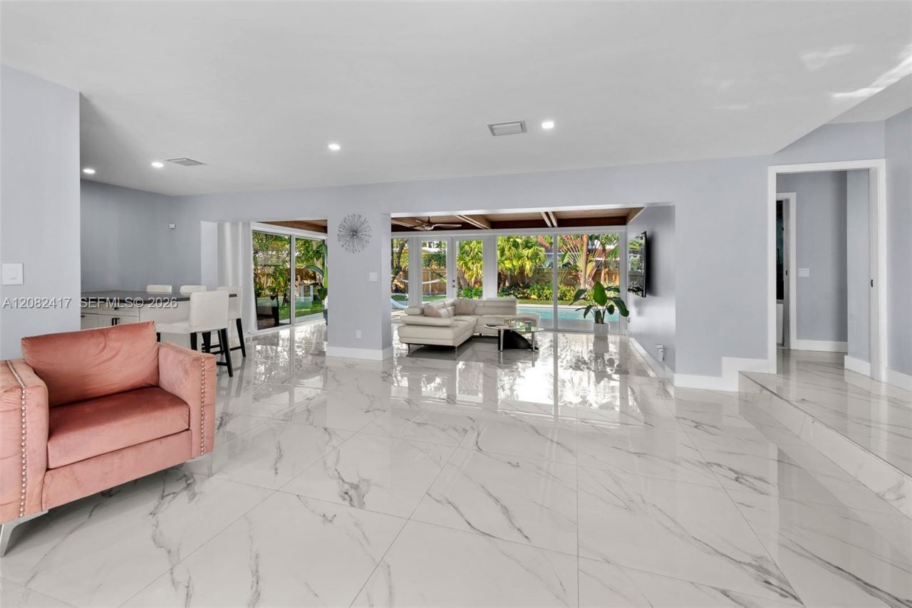1025 Washington St, Hollywood, FL 33019 Photo