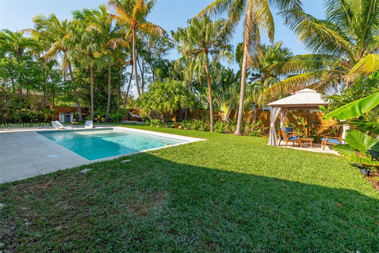 1025 Washington St, Hollywood, FL 33019 Photo
