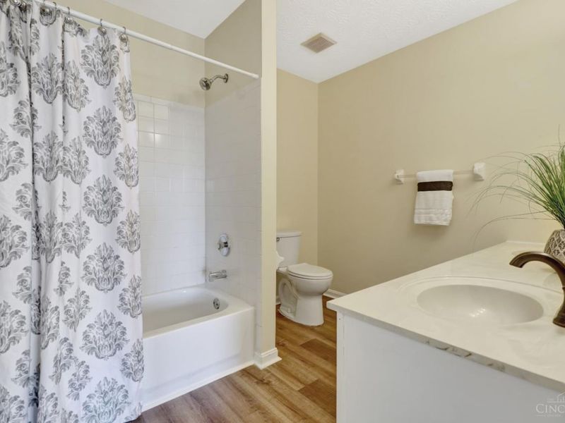 5664 Oakview Terrace, Liberty Township, OH 45011 Photo 14
