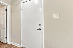 609 Hillside Dr. photo 4