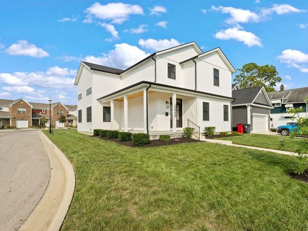 3644 Grant Avenue, Grove City, OH 43123