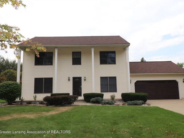 12382 Burlingame Drive, DeWitt, MI 48820