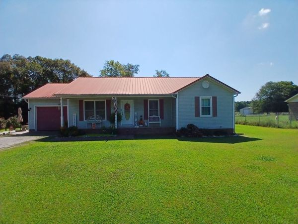 67 Jenkins Dr , Fayetteville, TN 37334