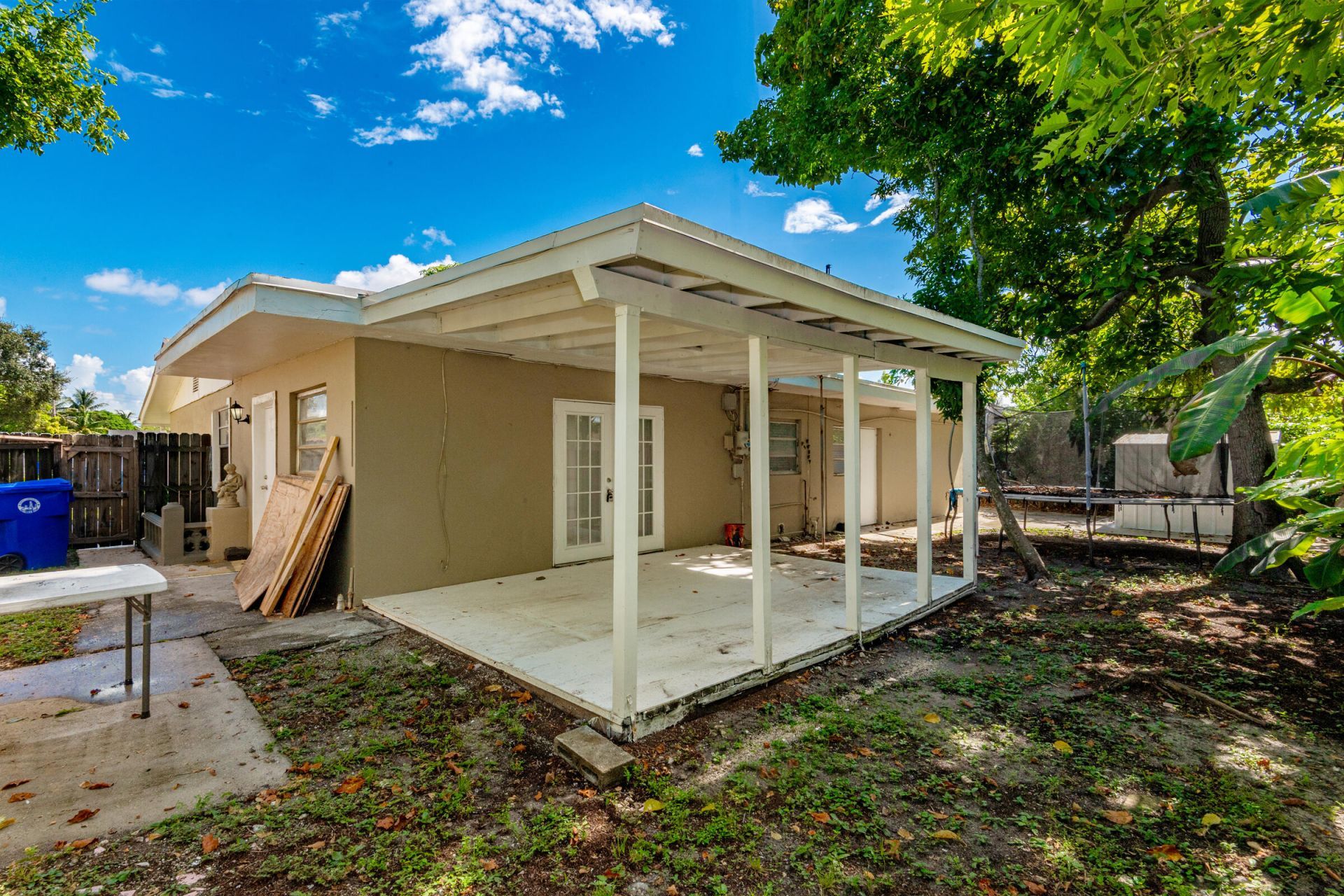 6720 SW 17th Street, North Lauderdale, FL 33068 Photo