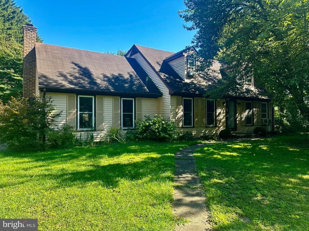 5066 HILLCLIMB ROAD, SPRING GROVE, PA 17362
