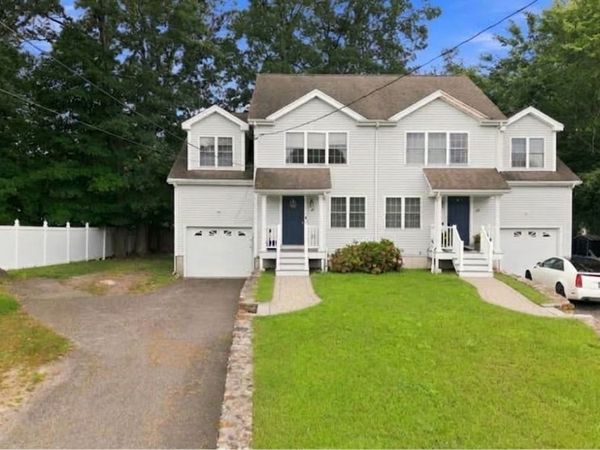 26 Vine St, Unit 26, Milford, MA 01757