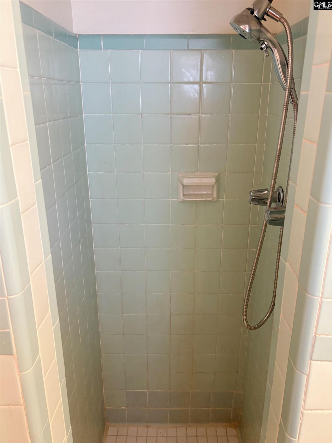 1821 Luster Lane Photo 11