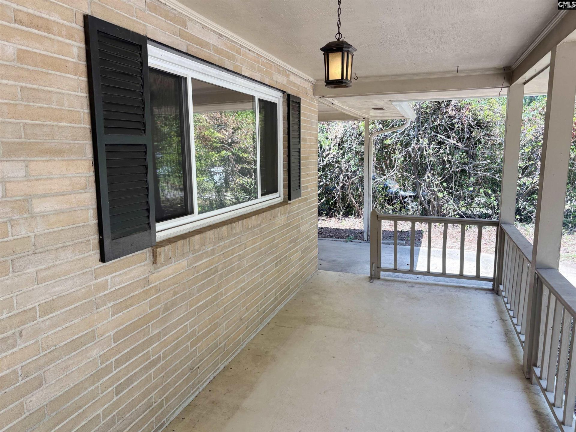 1821 Luster Lane Photo 13