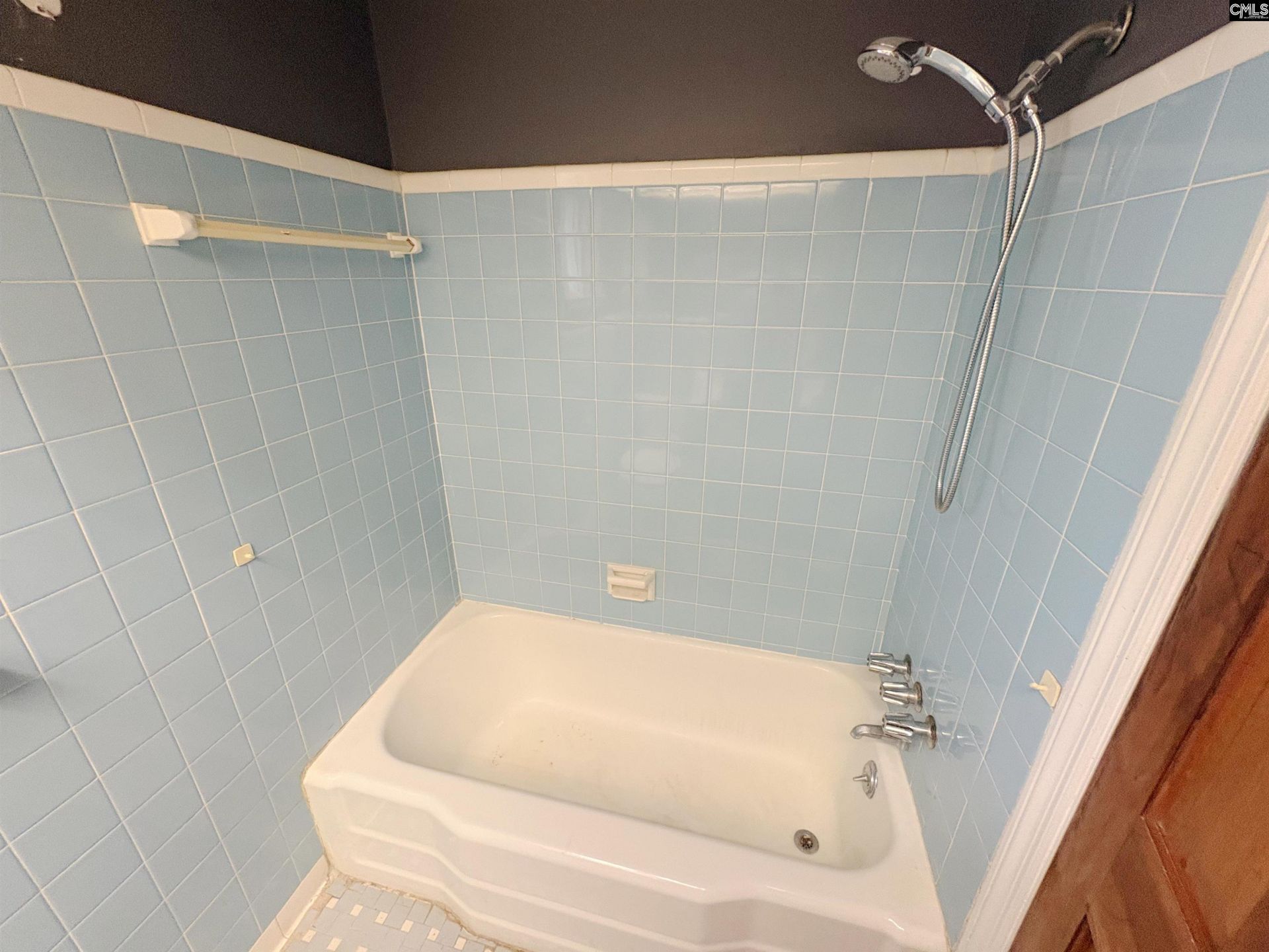 1821 Luster Lane Photo 6