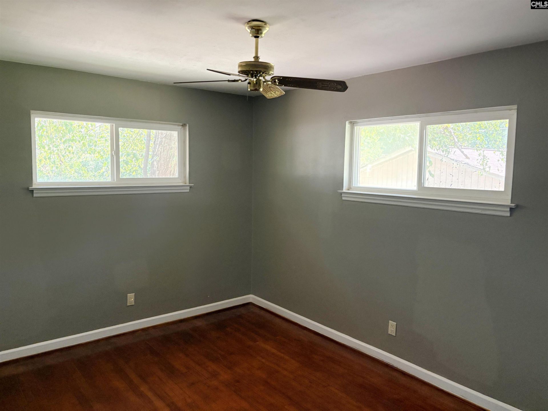 1821 Luster Lane Photo 9